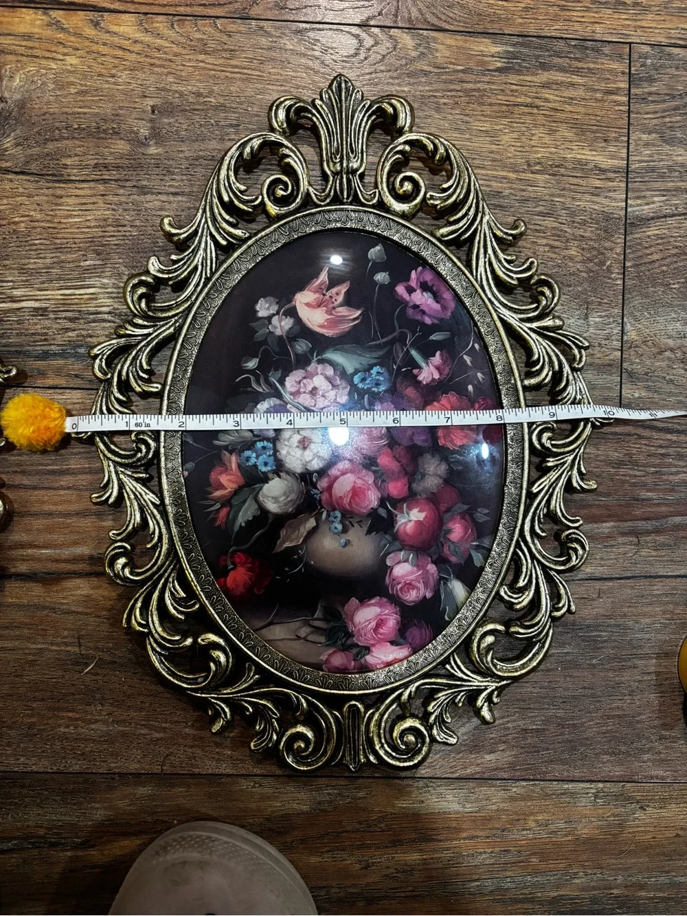 2- Ornate Gold Oval Floral Wall Plaque Pair - Vintage-Style Home Accents
